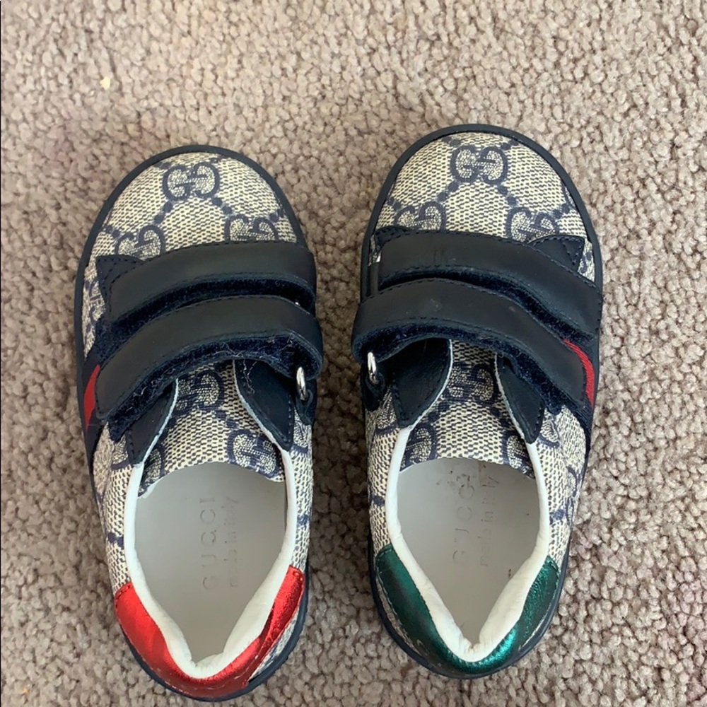 Toddler sneakers